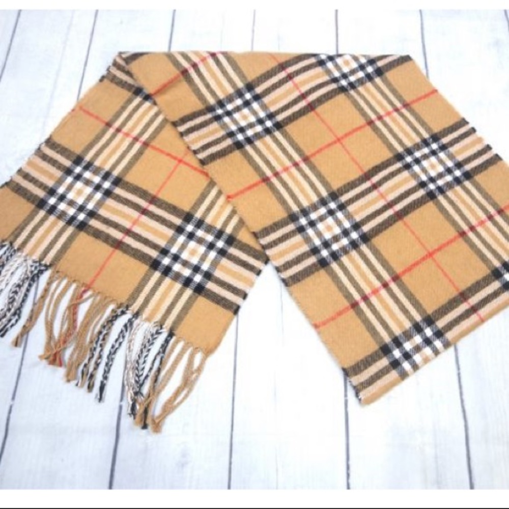 Checker Scarf - Picture 3 of 3